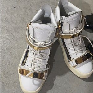 Giuseppe Zanotti sneaker size 37